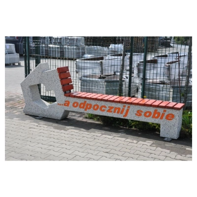 Ławka uliczna betonowo drewniana HK 456