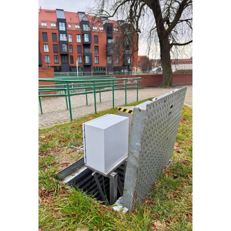 Podziemna rozdzielnica elektryczna z windą TP-X INNOTECHNIKA Podziemna rozdzielnica elektryczna z windą TP-X INNOTECHNIKA