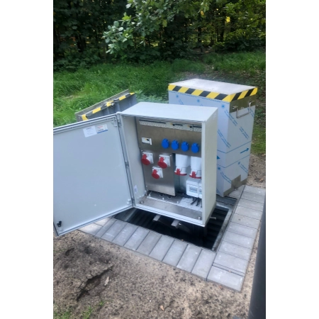 Podziemna rozdzielnica elektryczna z windą TP-X INNOTECHNIKA Podziemna rozdzielnica elektryczna z windą TP-X INNOTECHNIKA