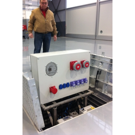 Podziemna rozdzielnica elektryczna z windą TP-X INNOTECHNIKA Podziemna rozdzielnica elektryczna z windą TP-X INNOTECHNIKA